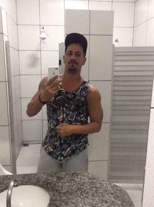 Victor, Escort, Alicante