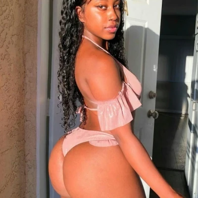 Mitchel, Escort, Manama