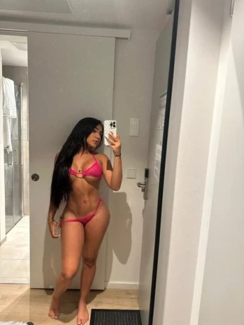 Ts Andrea Party — 5 / 8