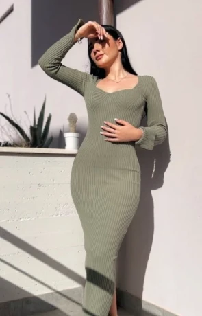 Mia — 1 / 7