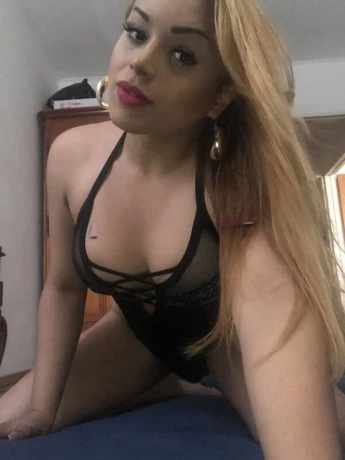 Fabyana Toledo — 3 / 12