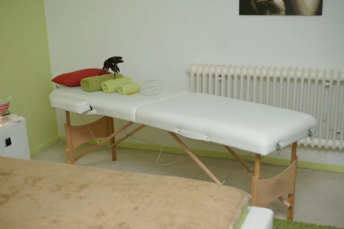 Deutsche Marlene Gelernte Masseurin — 13 / 14