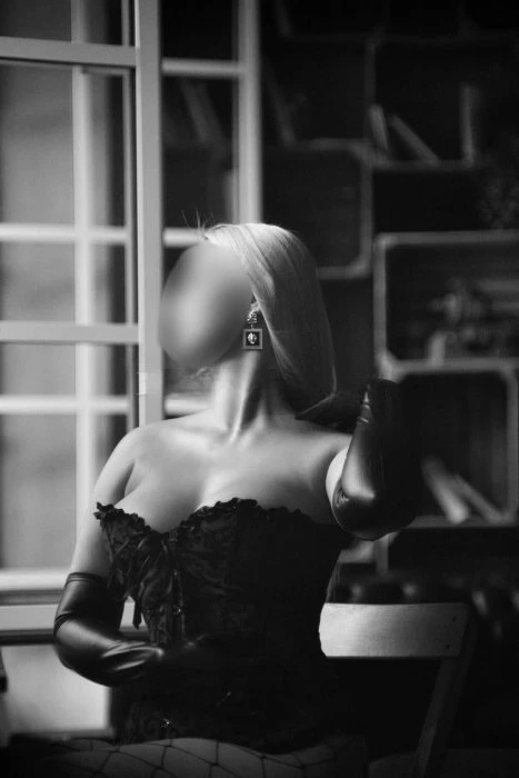 Mila — 7 / 13