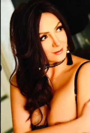 Gina aus Italien/Südtirol — 2 / 24