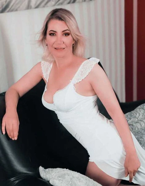 Nelly Bei Haus Laura, Escort, Salzburg