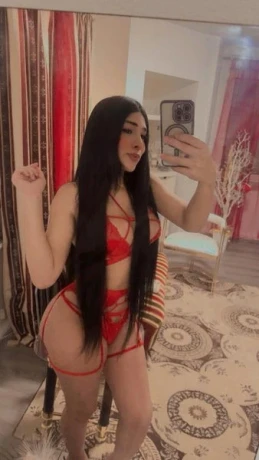 TS Mia Mega — 22 / 23