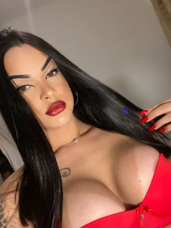 Ts Mikaela Fernandez — 22 / 23