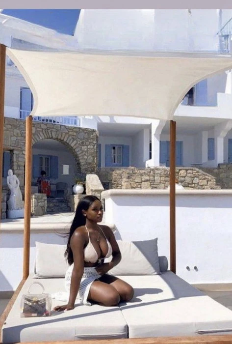 Aviwe, Escort, Istanbul