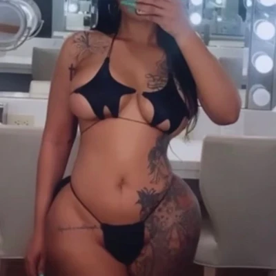 Saphy, Escort, Nassau