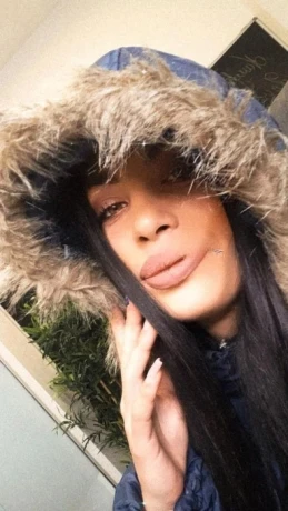 Elissa — 4 / 6