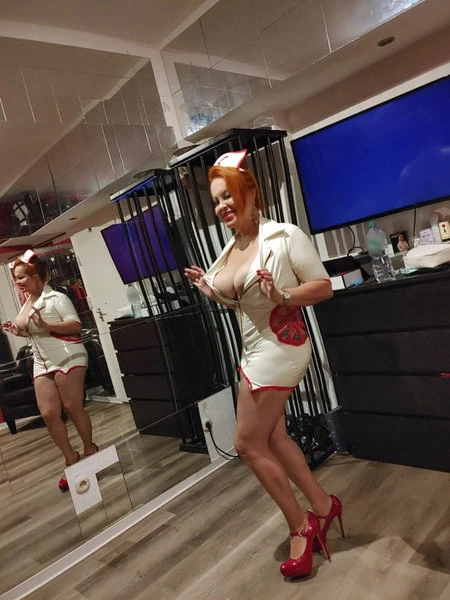 Samantha Foxy Total Rasiert 38 J Liebevoll — 4 / 12