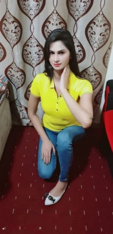 Muskan Singh — 2 / 3