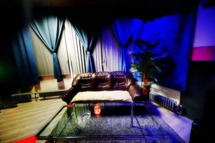 Sex World — 7 / 13