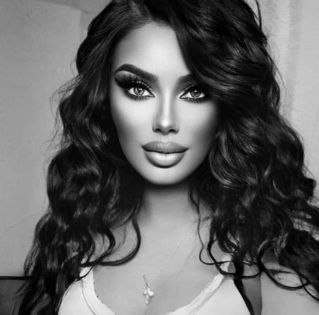 Angelina — 3 / 20