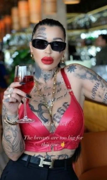 Domina Vicky — 8 / 11