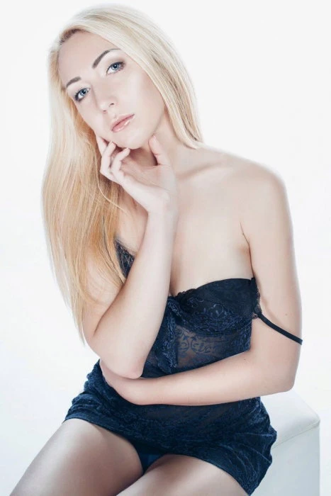 Veronika — 4 / 5