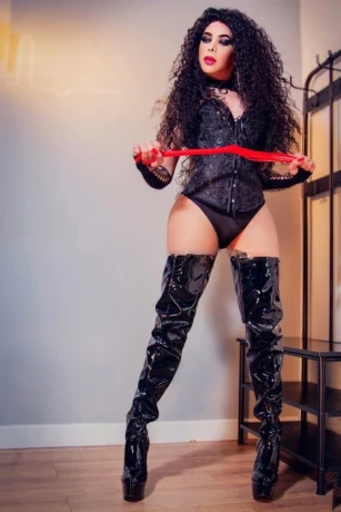 Macarena Martinez — 5 / 14