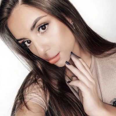 Karina, Escort, Paris