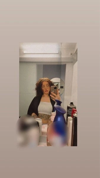 Zoe19 — 7 / 9