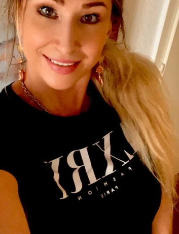 Kami Fribourg — 3 / 5