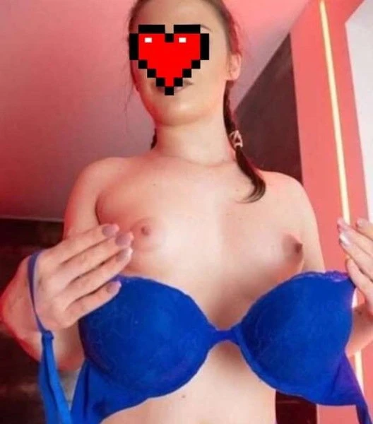 Laura367 — 2 / 3