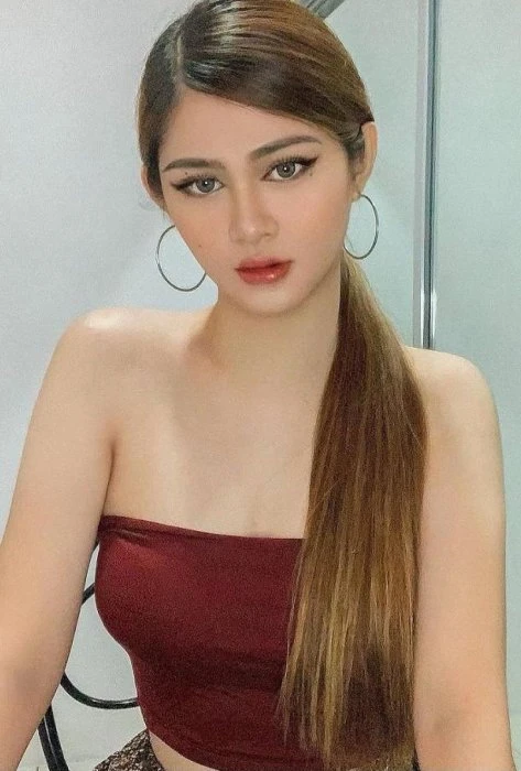 Ellen, Escort, Singapore