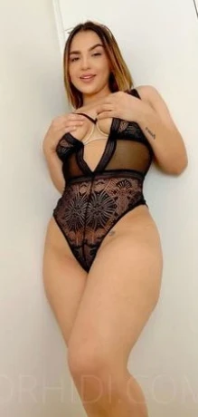 Bella — 1 / 8