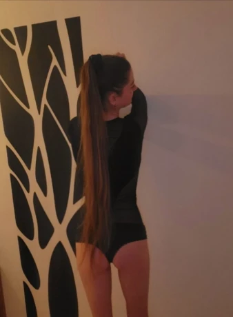 Laura-Massage-Königin — 16 / 18