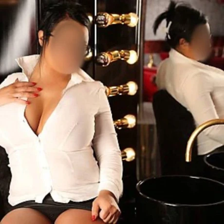 Gina Reife Milf Aus Italien — 2 / 6