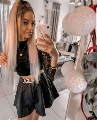 Eliza Top Erotische Dame — 2 / 3