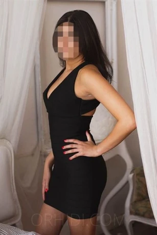 LAYLA - BRAUNSCHWEIG ESCORT SERVICE AUS BRAUNSCHWEIG — 1 / 3