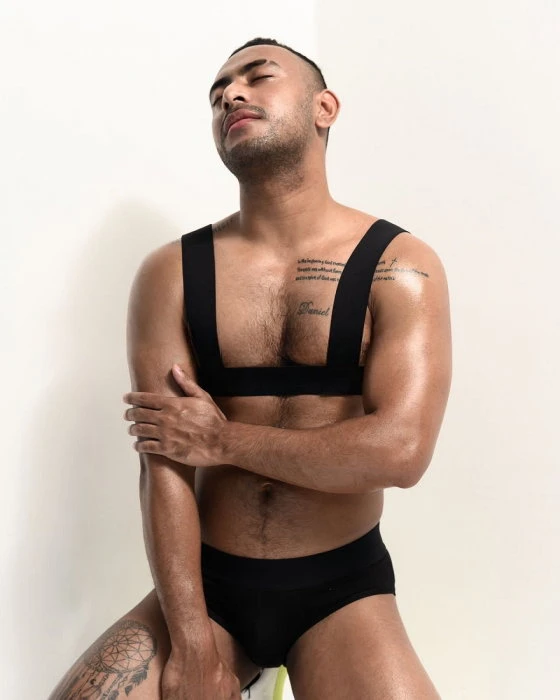 Bryan, Escort, Singapore