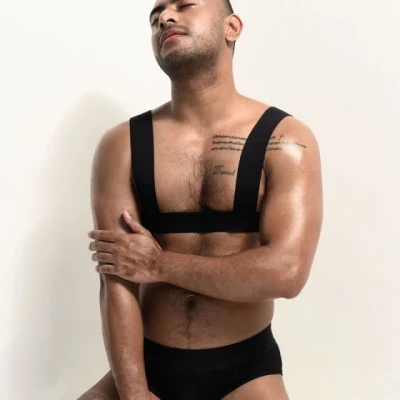 Bryan, Escort, Singapore