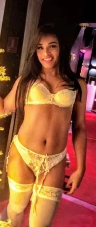 Thaissa Mendes — 7 / 8