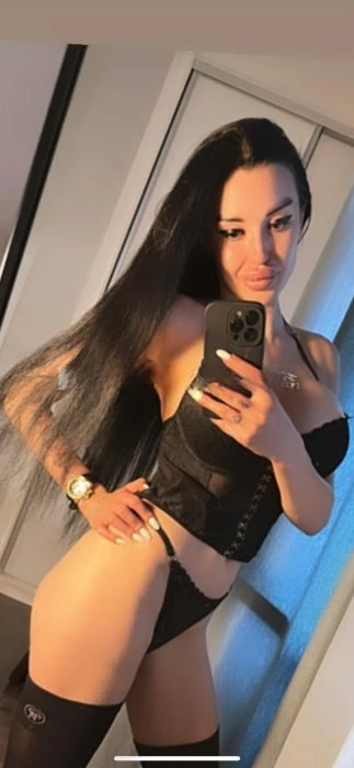 Sara — 7 / 10
