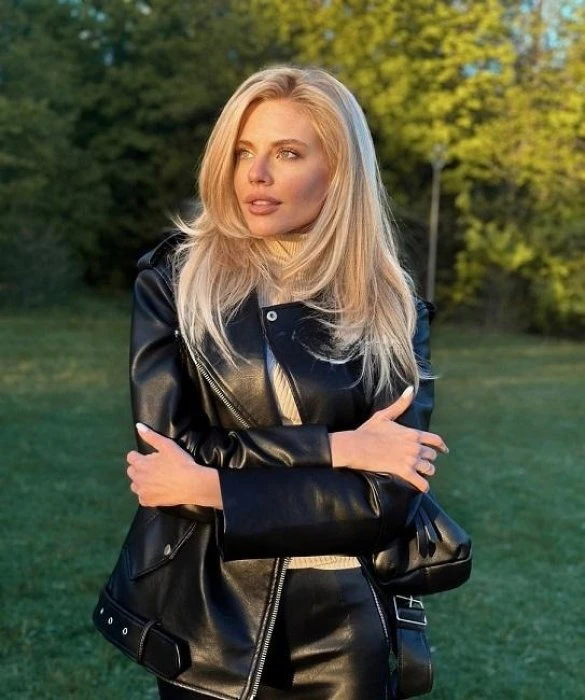 Yana, Escort, Budva