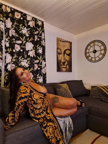 Perla Nur Besuchbar, Escort, Bern