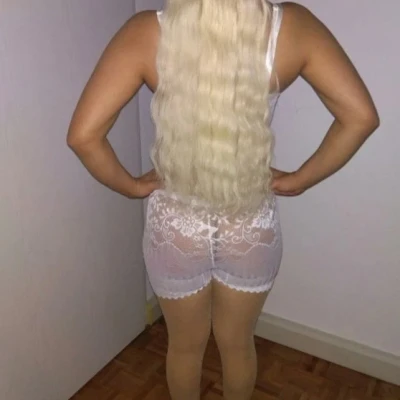 Vanessa Zierliche Slowakin, Escort, Leipzig