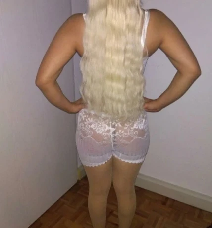 Vanessa Zierliche Slowakin — 1 / 19