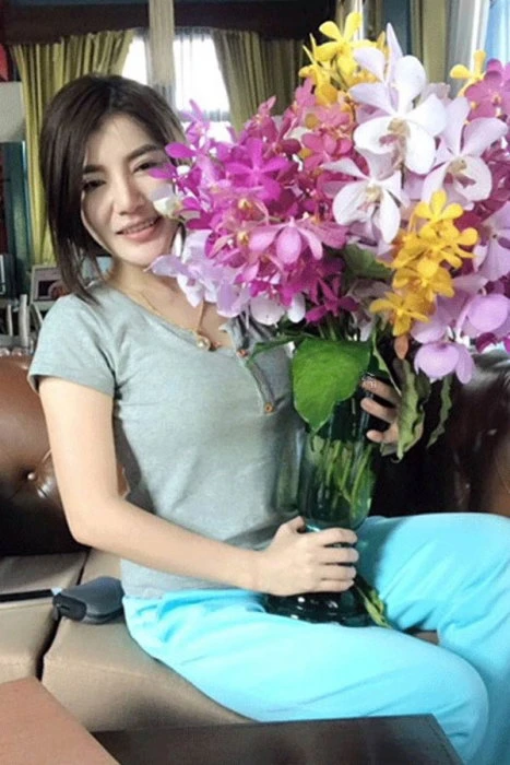 Naughty Rabbit, Escort, Chengdu
