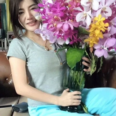 Naughty Rabbit, Escort, Chengdu