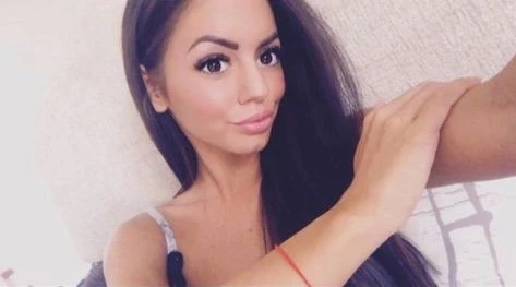 Jasmin216 — 2 / 3