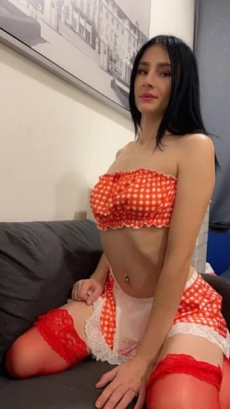 Skinny Emma - Top Service! — 5 / 8