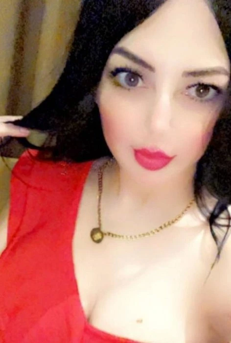 Sara — 2 / 5