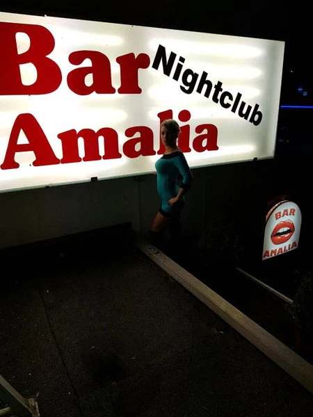 Anka Bar Amalia — 4 / 9