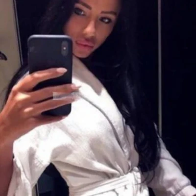 Melena, Escort, Munich