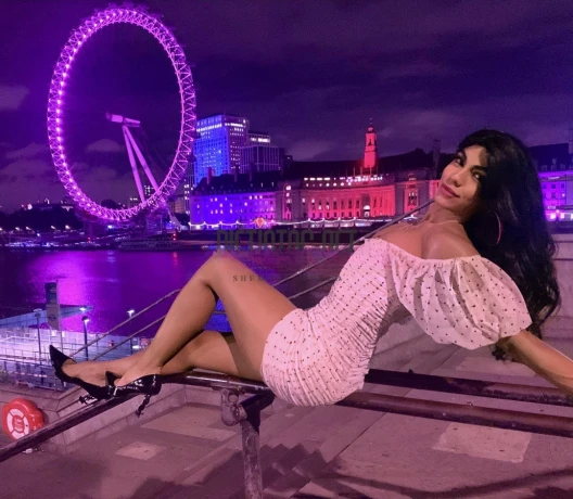 Miss Bella Angel — 16 / 41