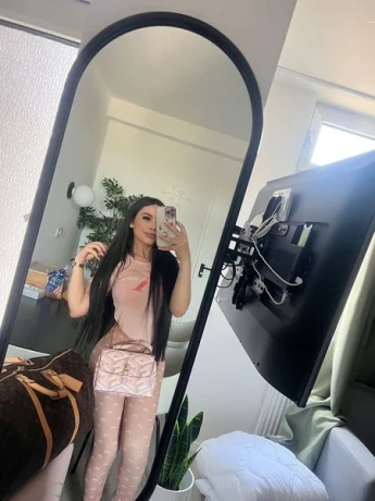 Ts Brenda Party — 3 / 6