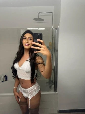 Lara Salope — 5 / 6