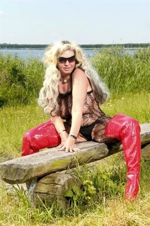 Anja, Nähe Flughafen sowie Autobahn A9 und A14 — 14 / 20